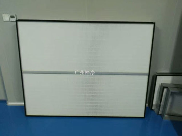 HEPA高效過濾網(wǎng)可廣泛用于光學(xué)電子、LCD液晶制造，生物醫(yī)藥、精密儀器、飲料食品，PCB印刷等行業(yè)無塵凈化車間的空調(diào)末端送風(fēng)處。