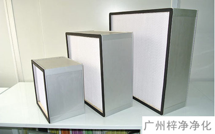 F-S有隔板中效空氣過濾器主要用于制藥、電子、食品廠房中潔凈/空調(diào)/通風(fēng)系統(tǒng)的中級(jí)過濾。